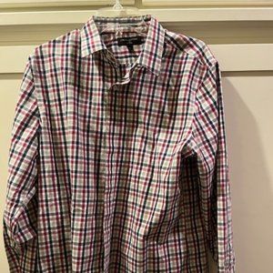 Men’s Size Large Untucked Fit Banana Republic Button Up